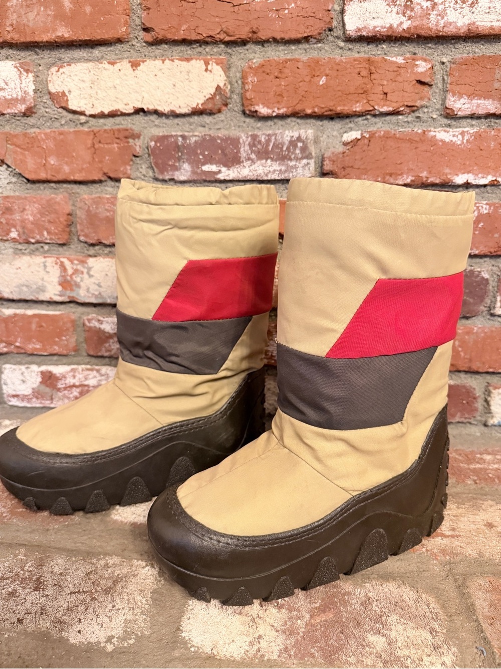 Vintage 1980s ProWings Moon Boots Snow Boots